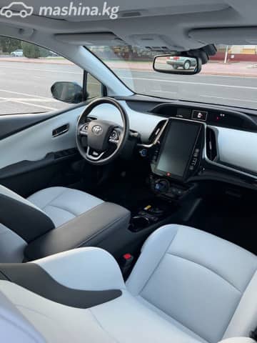 Toyota Prius IV Рестайлинг (XW50) 1.8hyb AT