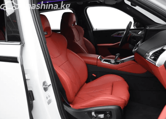 BMW XM 4.4hyb AT 4WD
