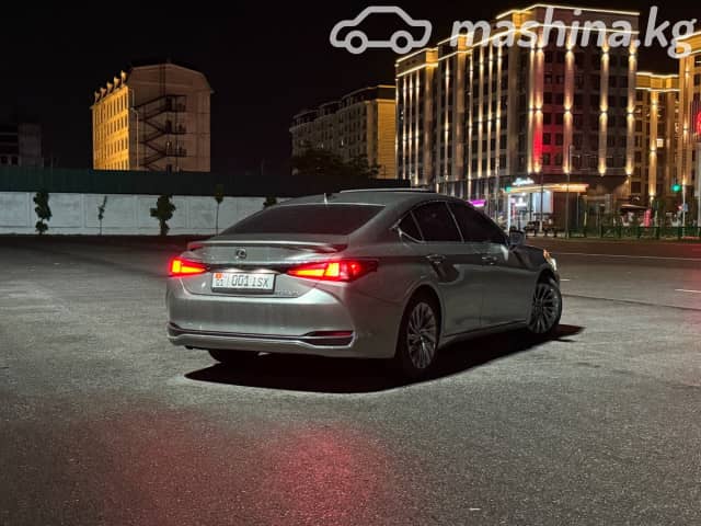 Lexus ES VII