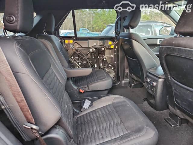 Ford Explorer V Рестайлинг 2.3 AT