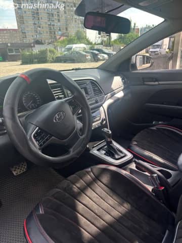 Hyundai Avante VI 1.6d AMT