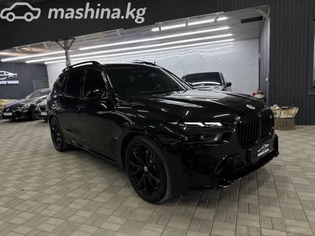 BMW X7 I (G07) Рестайлинг M60i 4.4 AT 4WD