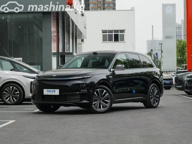 LiXiang L6 1.5hyb AT 4WD