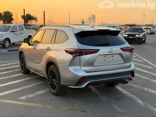 Toyota Highlander IV (U70) 2.4 AT
