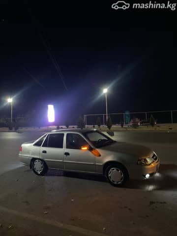 Daewoo Nexia I Рестайлинг 1.6 MT