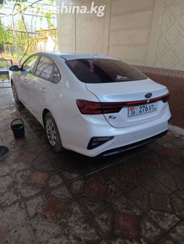 Kia K5 III 1.6 AT 4WD