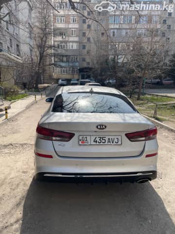 Kia K5 II 2.0 AT
