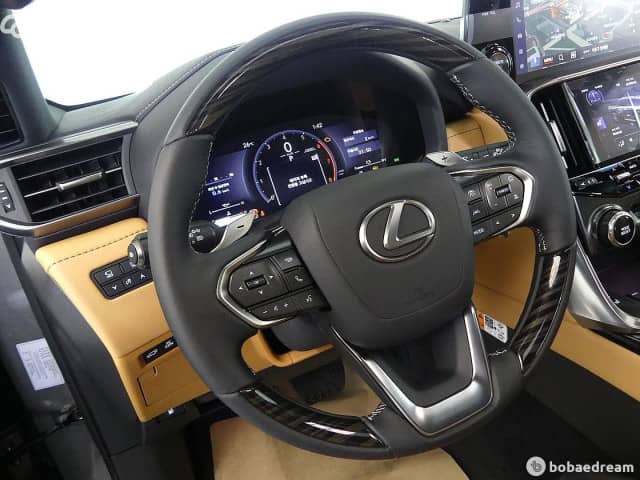 Lexus LX IV 700h 3.5hyb AT 4WD