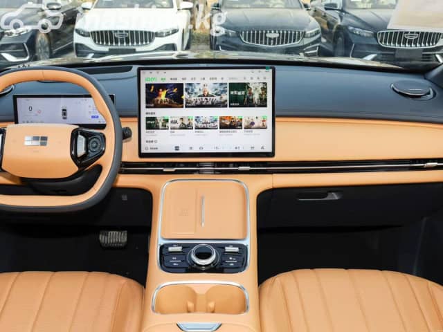 Geely Galaxy Starship 7 19.09 kWh 1.5hyb AT