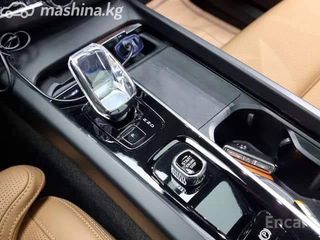 Volvo XC60 II Рестайлинг 2.0 AT 4WD