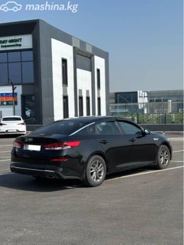 Kia K5 II 2.0 AT