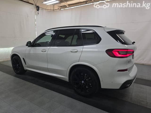 BMW X5 IV (G05/G18) 40i 3.0 AT 4WD