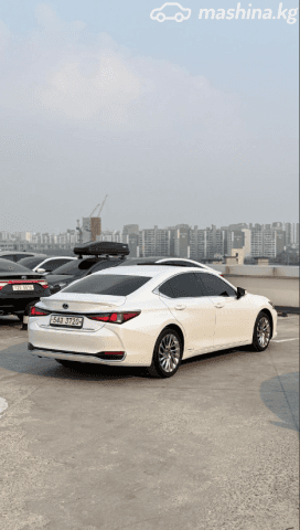 Lexus ES VII 300h 2.5hyb CVT