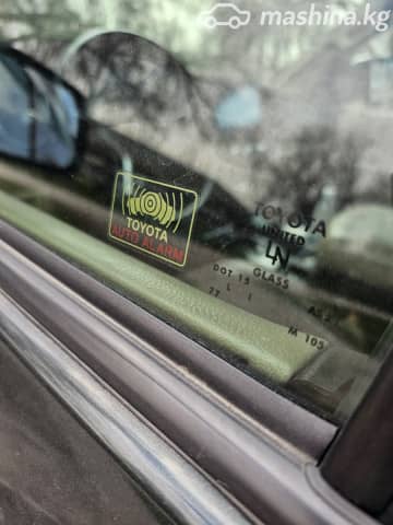 Toyota Sequoia II 5.7 AT 4WD