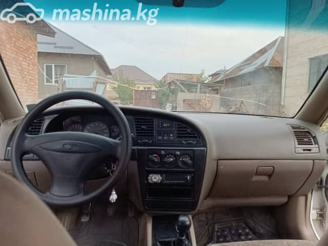 Daewoo Nubira II 1.5 MT