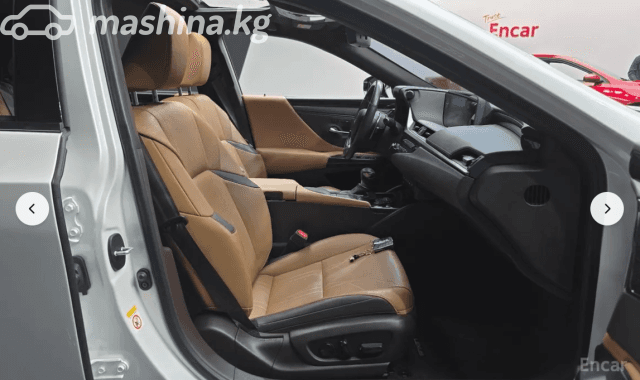Lexus ES VII 300h 2.5hyb CVT