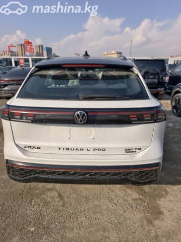 Volkswagen Tiguan III (China Market) 2.0 AMT