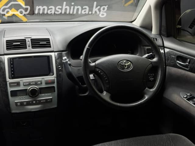 Toyota Ipsum II (M20) Рестайлинг 2.4 AT 4WD