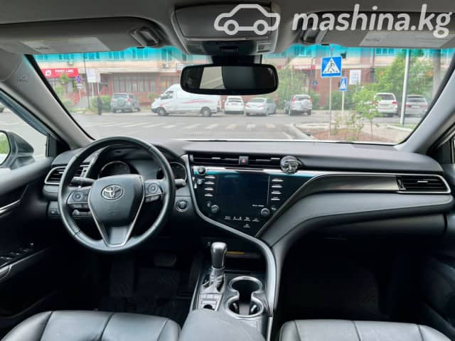 Toyota Camry VIII (XV70) 2.5 AT