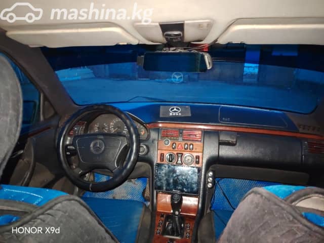 Mercedes-Benz E-Класс II (W210, S210) 200 2.0 MT