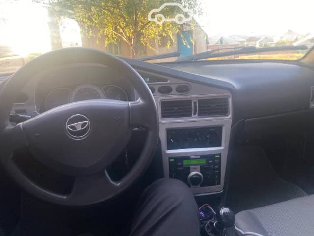 Daewoo Nexia I Рестайлинг 1.5 MT