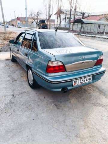 Daewoo Nexia I 1.5 MT