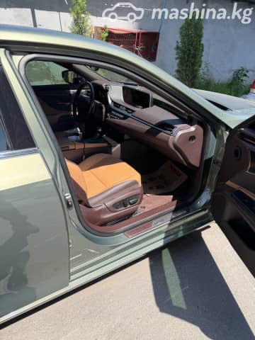 Lexus ES VII 300h 2.5hyb CVT