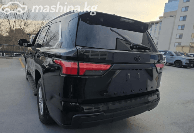 Toyota Sequoia III 3.5hyb AT 4WD