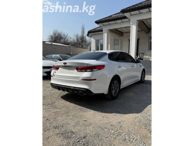 Kia K5 III LPi 2.0 AT