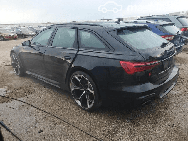 Audi RS 6 IV (C8) 4.0 AT 4WD