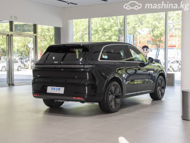 LiXiang L6 1.5hyb AT 4WD