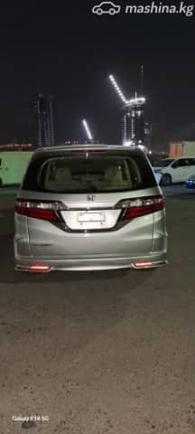 Honda Odyssey V Рестайлинг 2.4 CVT