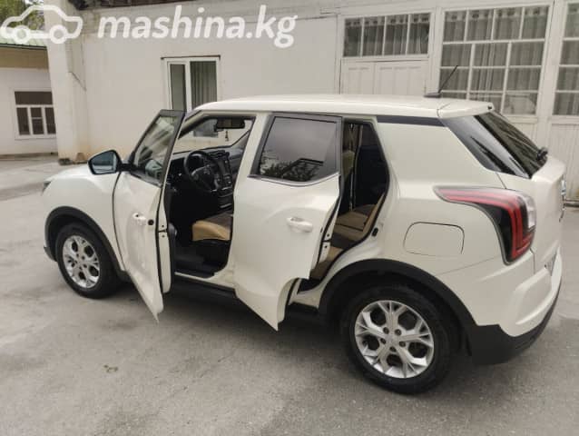 SsangYong Tivoli I Рестайлинг 1.6d AT