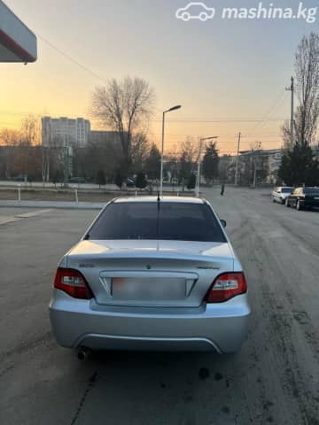 Daewoo Nexia I Рестайлинг 1.5 MT