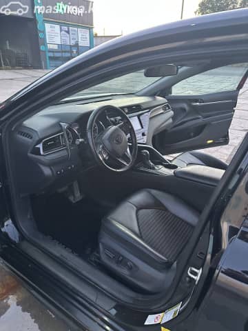 Toyota Camry VIII (XV70) 2.5 AT