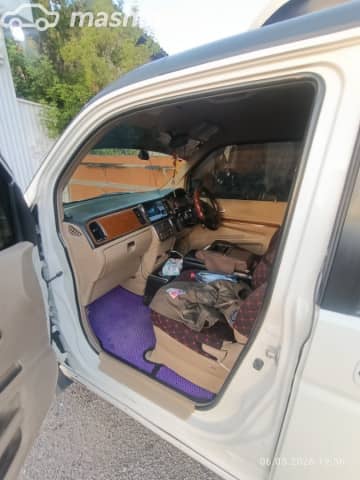 Honda Stepwgn II Рестайлинг 2.0 AT