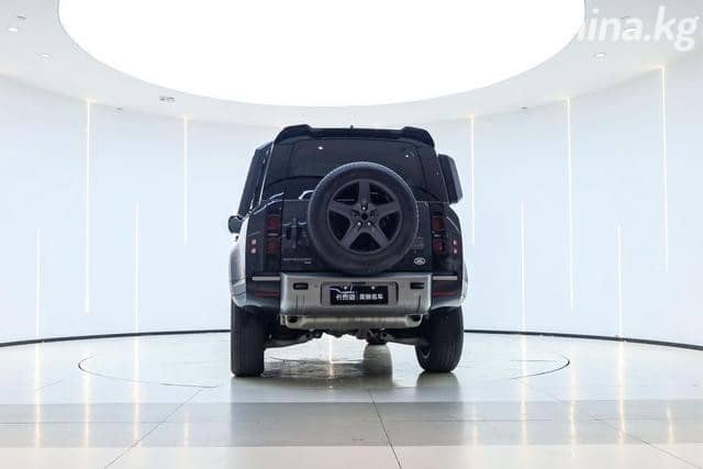 Land Rover Defender II 110 3.0 AT 4WD
