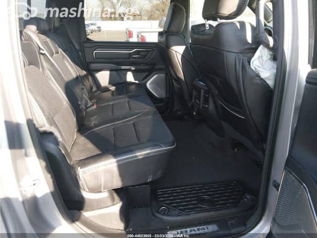 RAM 1500 V Quad Cab 5.7 AT 4WD