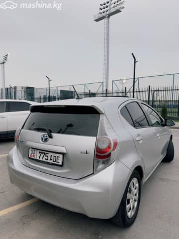 Toyota Prius c I 1.5hyb CVT