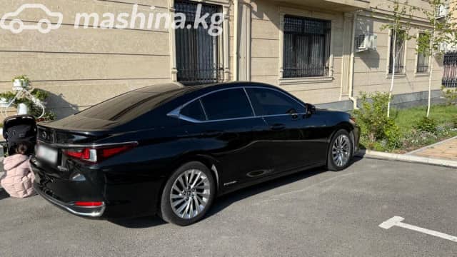 Lexus ES VII 300h 2.5hyb CVT