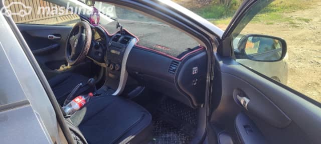 Toyota Corolla X (E140, E150) 1.6 AT