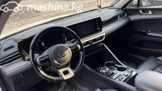 Kia K5 III 2.0hyb AT