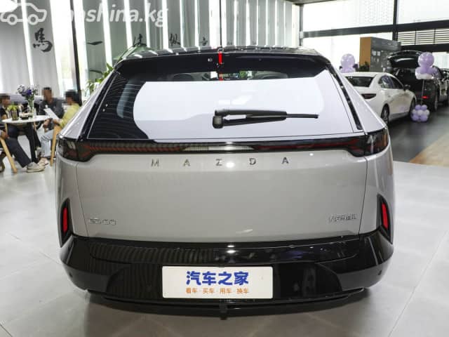 Mazda EZ-60 1.5hyb AT