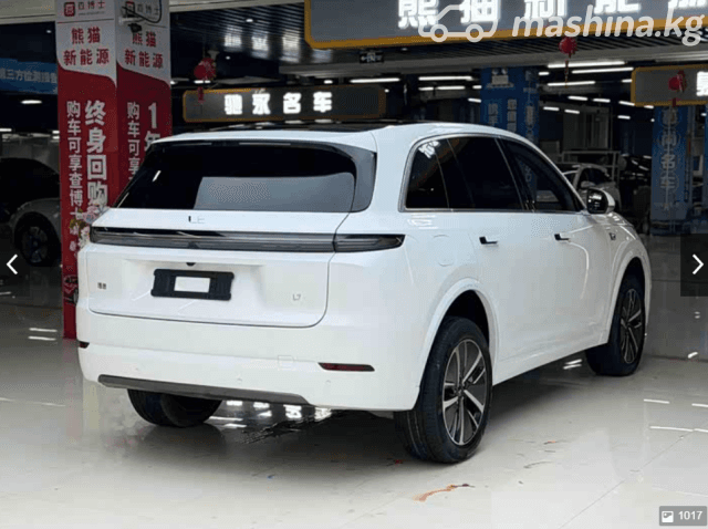 LiXiang L7 Рестайлинг 1.5hyb AT 4WD