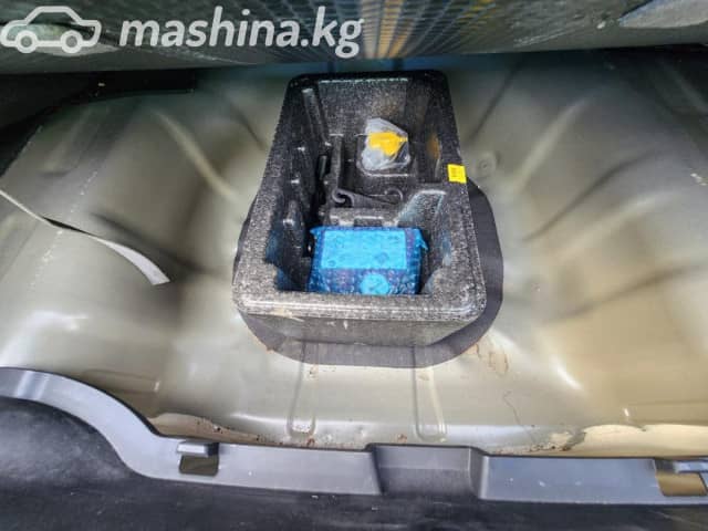 Hyundai Avante VII 1.6 AT
