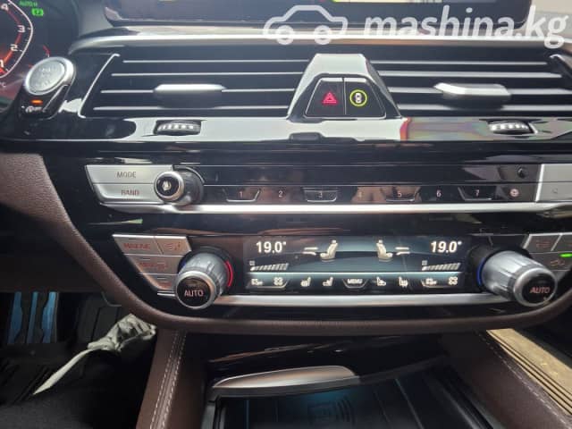 BMW 5 серии VII (G30/G31) Рестайлинг 530i xDrive 2.0 AT 4WD