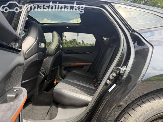Changan UNI-V 2.0 AT