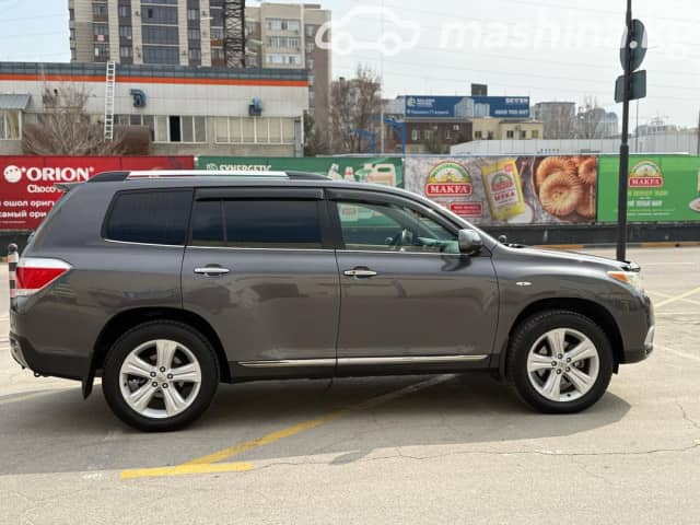 Toyota Highlander II (U40) Рестайлинг 3.5 AT 4WD