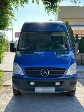 Mercedes-Benz Фургон (4х2)