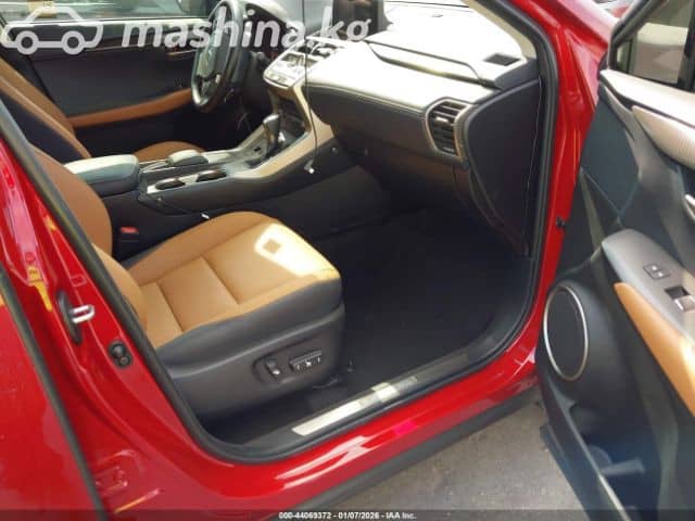 Lexus NX I Рестайлинг 300 2.0 AT